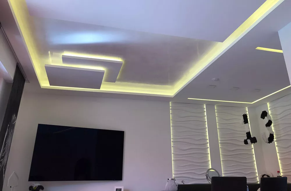 Wand- und Deckenverkleidung für die Akustik mit Licht LED kombiniert Wand- und Deckenverkleidung für die Akustik mit Licht LED kombiniert